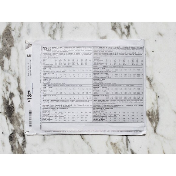 Easy 2000s Tops, Capri Pants and Shorts Sewing Pattern- Size AAX (4-6-8-10) - Picture 2 of 2